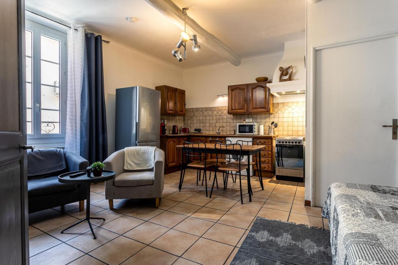 Au Coeur Du Vieux Village Saint-Chamas Екстериор снимка