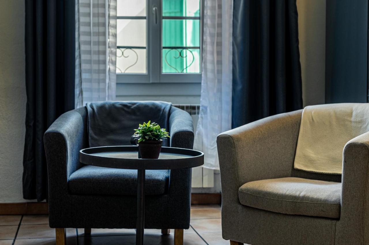 Au Coeur Du Vieux Village Saint-Chamas Екстериор снимка